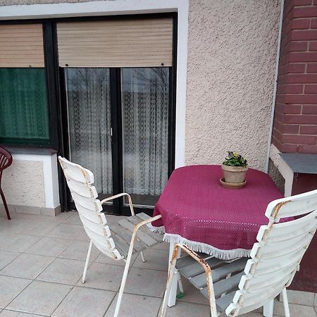 2 Haloszobas Apartman Канижа Экстерьер фото