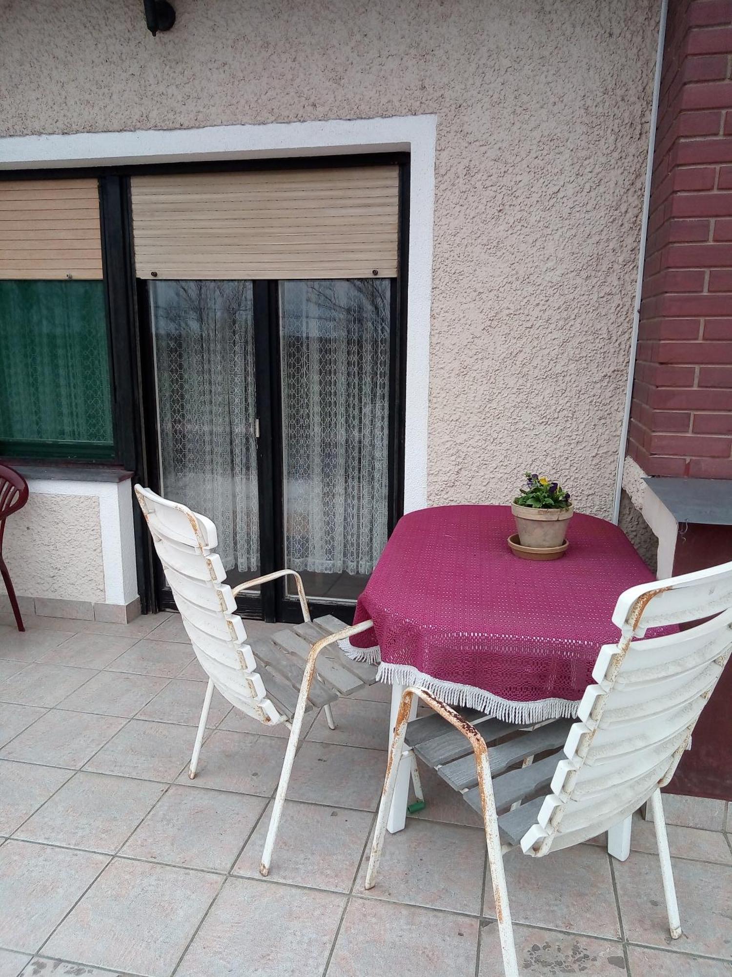 2 Haloszobas Apartman Канижа Экстерьер фото